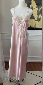 Gloria Vanderbilt Intimates Pink Chemise Nightgown NWT S