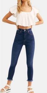 Free People  Jeans NWT We The Free High Rise Jegging Raw Hem. Dark Wash Size 27