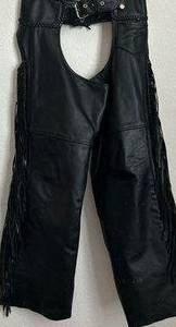 USA Bikers Leather Rider Leather Chaps MOTORCYCLE sz Small Fringe Zip Snaps