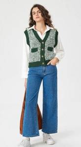 V-Neck Button-up Knit Vest