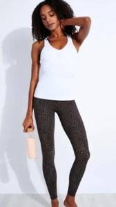 Alo Yoga Women's Clothing On Sale Up To 90% Off Retail