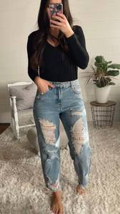 Signature8 distressed boyfriend jeans