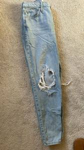 Forever 21 Distressed Boyfriend Jeans