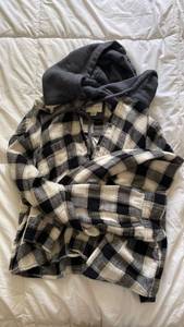 American Eagle cropped flannel