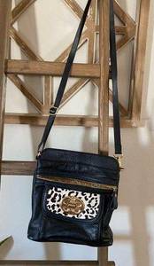 Cross body with animal print hair