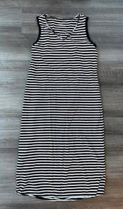 Time and Tru Black White Striped Midi Dress M Soft Sleeveless V-Neck K8