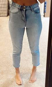 High Waisted Jeans