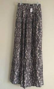 Foreign Exchange Wide Leg Pants sz M NWT!