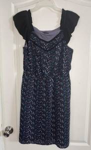 Women’s Floral Dress Size Med.  1057