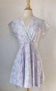 Vintage 60’s Pastel Purple Floral V-Neck Short Sleeve Dress