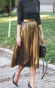 AVEC LES FILLES Metallic Gold Pleated A-Line Skirt, Size 14