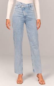 Abercrombie Curve Love Cross Over Jeans 