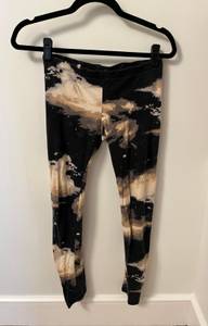 Black Beige White Space Leggings