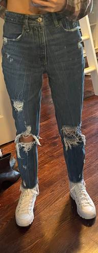 Abercrombie & Fitch Ripped Mom Jeans