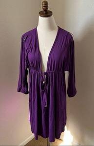 BCBGMAXAZRIA EUC  Bathing Suit Coverup Women M Purple‎