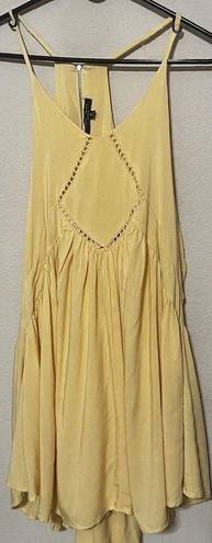 Romeo + Juliet Couture Romeo + Juliet Yellow Halter Strap Dress Womens M Layered Sundress Skater Mini