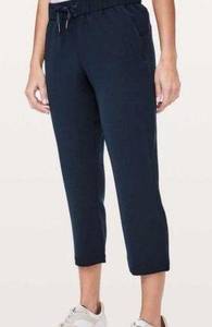 Lululemon  Womens Size 20 On The Fly Pant Woven Casual Pants Navy Blue