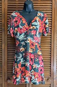 Floral Mini Dress Green Orange Pink Size M Spring Summer Vacation