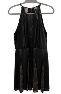 BCBGMAXAZRIA BCBG Black Cream Lace High Neck Sleeveless Fit n Flare Mini Formal Dress Sz 8