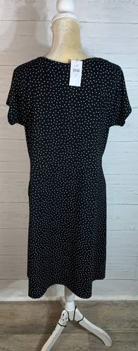 J.Jill  Wearever Collection Size M Sheath Shirt Dress Polka Dot Stretch w/pockets