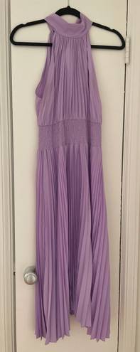 Vestique Lilac Midi Dress