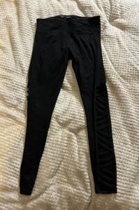 Betsy Johnson Cut Out Cotton Leggings 