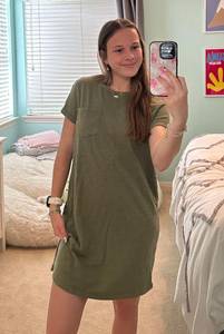 Cute Green Olive Dress. Super Comfy And Loose!! It’s From Gap Size XS.