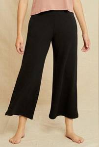 AMOUR VERT Fleece Pants Size Extra Large Eugenia Luxe Black NWT Sustainable Crop