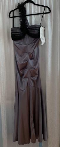 Onyx Nite Full Length Gown