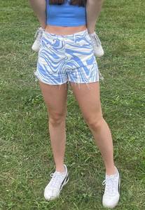 blue and white cutoff denim shorts 