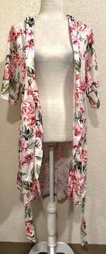 Show Me Your Mumu Floral White/pink House Robe