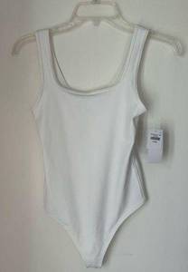 Abercrombie & Fitch NWT Abercrombie white scoop neck bodysuit XS