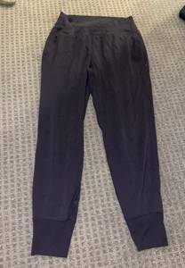 Athleta Black Joggers W Back Pockets