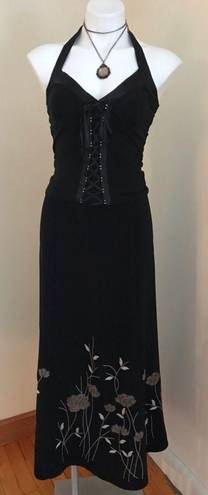 Dress Barn Maxi Black with  beige Embroidered Thread floral Design Sz 8