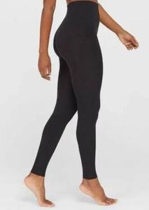 Spanx NEW  Assets Seamless Slimming Black Leggings - Women’s 1X