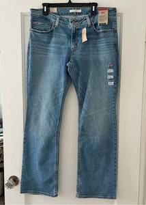 Levi’s  Superlow Bootcut Low Rise Medium Wash Jeans Size 33 NWT