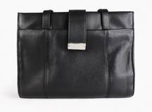 ✦ Black Leather Purse