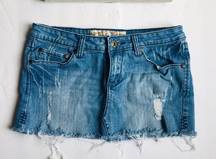 Vanilla Star Jeans VANILLA STAR Distressed Jean Mini Skirt Raw Hem