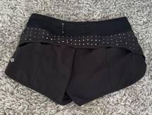 Lululemon  black speed up 2.5" shorts size 6