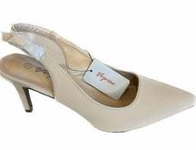 Vepose New York Casual 3" Kitten Heel with Buckle Closure and Closed Toe NWT