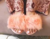 NWOT Malvado Slumber Slipper - Pink Fluffy Soft Slippers