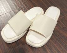 New  coffee run white wide band sandals