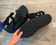 Teva platform sandal black