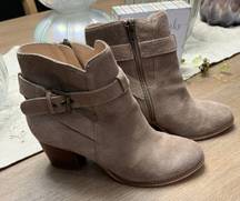 Suede Tan Size 8 1/2 Booties