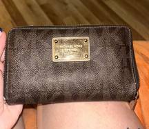 Micheal Kors Wallet 