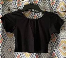 black cropped baby tee tshirt