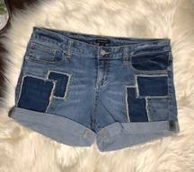 I love Ronson patchwork denim cuffed shorts sz 2