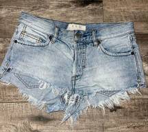 We The Free Button Fly Jean Shorts Size 24