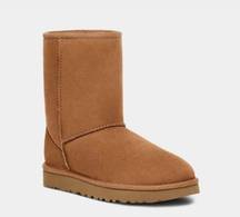 UGG Classic Short II Boot In Chestnut