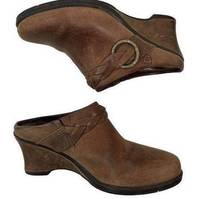 Ariat Women's Size 6.5 Clogs Distressed Brown Leather Wedge Heel Western